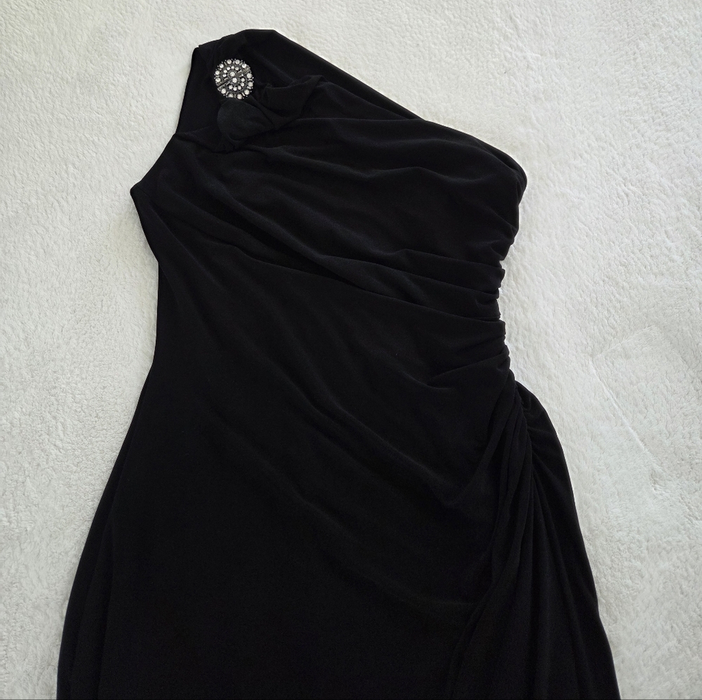 Ralph Lauren Evening ✨️ Elegant Black Evening One-Shoulder Dress Size 12